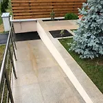 Cozy Penthousestudio Cityview W12 Bucarest