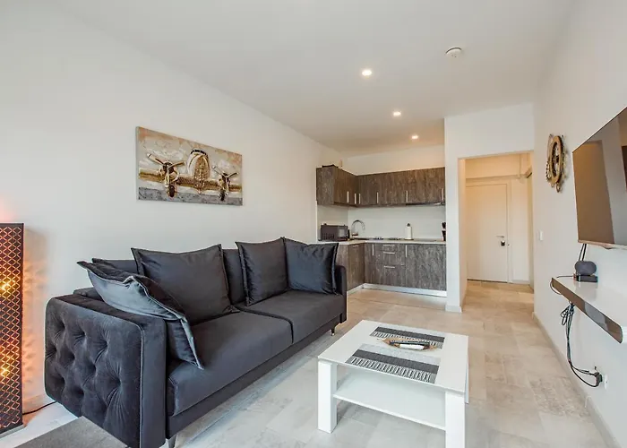 Cozy Penthousestudio Cityview W12 Bucarest